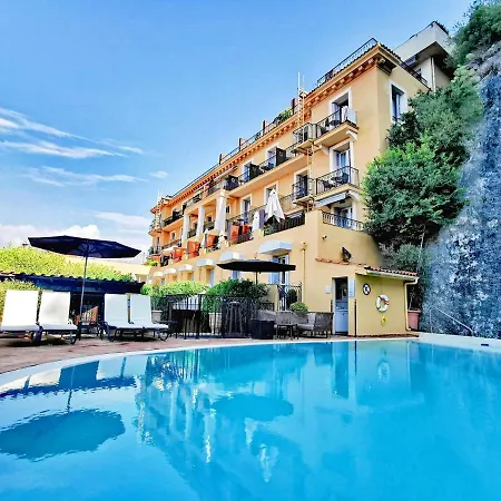 La Perouse Baie Des Anges 4*